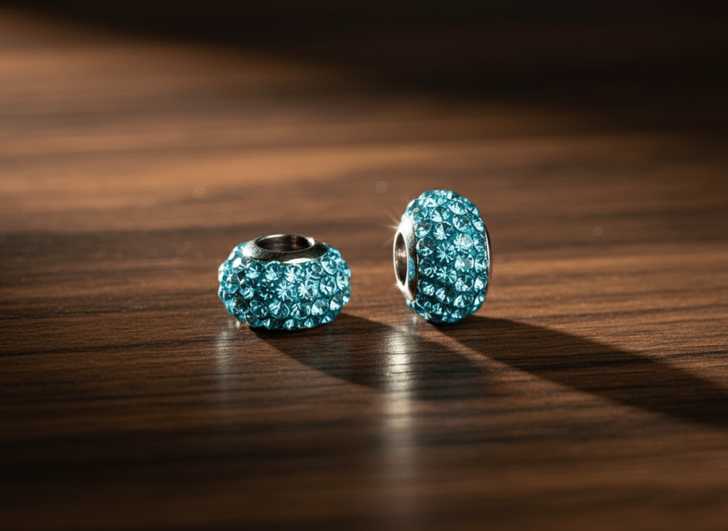 CHARM rond strass bleu